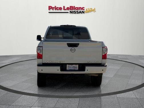 2024 Nissan Titan XD SV