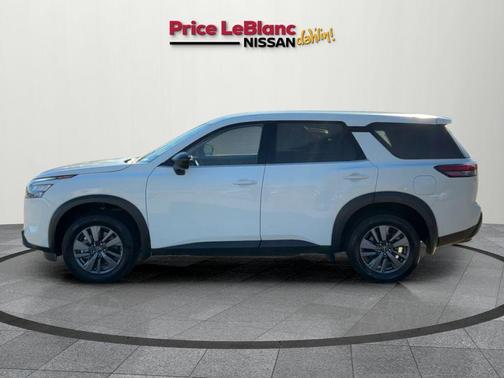 2024 Nissan Pathfinder S