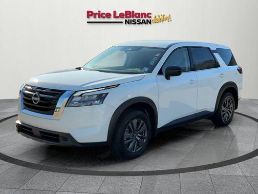 2024 Nissan Pathfinder S