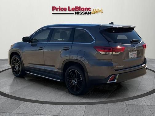 2017 Toyota Highlander Limited