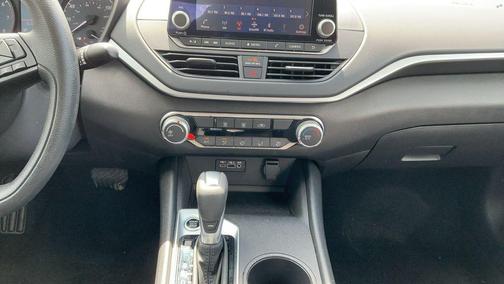 2025 Nissan Altima S