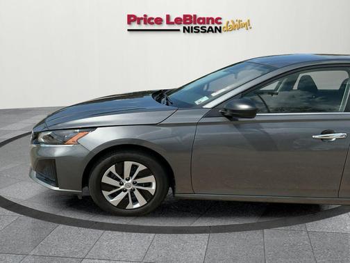 2025 Nissan Altima S