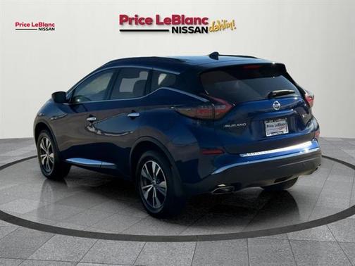 2022 Nissan Murano SV