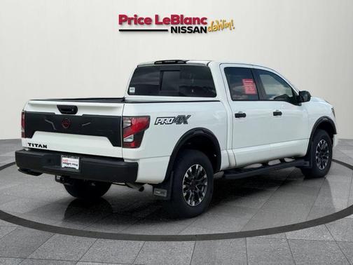 2024 Nissan Titan PRO-4X