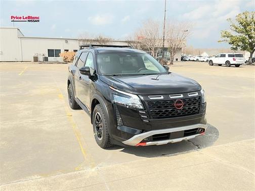 Black 2026 Nissan Pathfinder Rock Creek