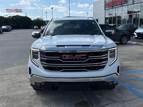 Summit White 2024 GMC Sierra 1500 SLT