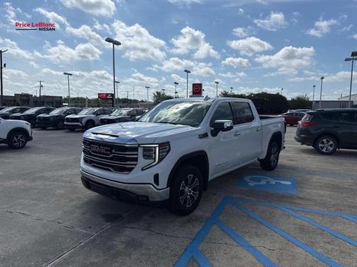 Summit White 2024 GMC Sierra 1500 SLT