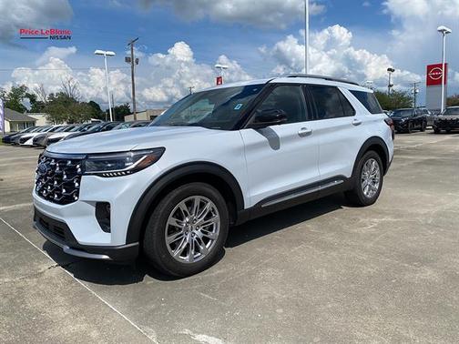 Space Gray 2025 Ford Explorer Platinum