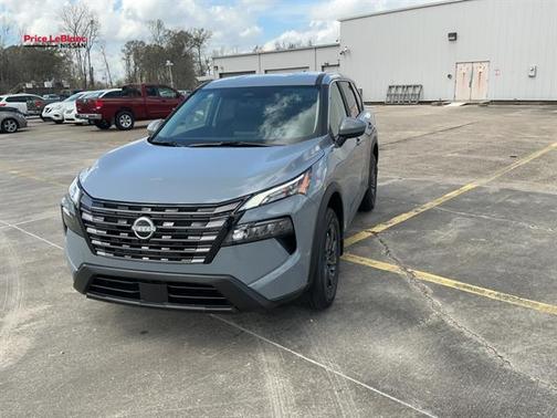 Boulder Gray Metallic 2026 Nissan Rogue SV