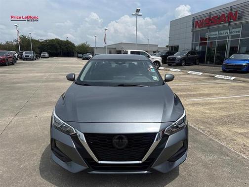 Gun Metallic 2022 Nissan Sentra SV
