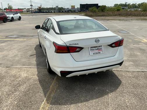 2025 Nissan Altima S