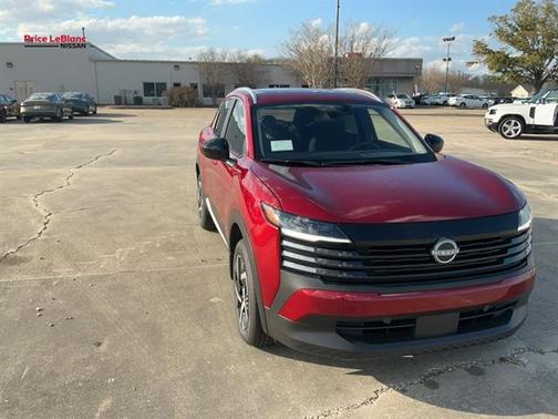 Scarlet Ember T 2026 Nissan Kicks SV