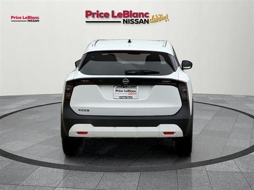 Fresh Powder 2026 Nissan Kicks SV