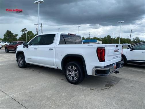 Summit White 2025 GMC Sierra 1500 SLT
