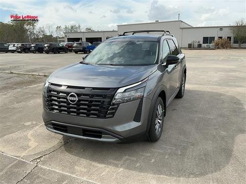 Gun Metallic 2026 Nissan Pathfinder SL