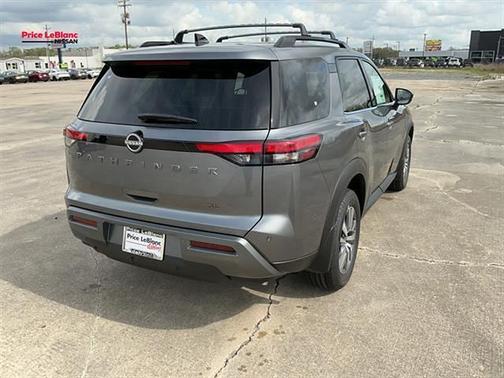 Gun Metallic 2026 Nissan Pathfinder SL