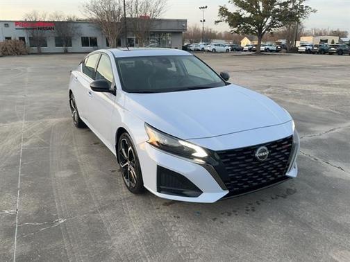 2023 Nissan Altima 2.5 SR