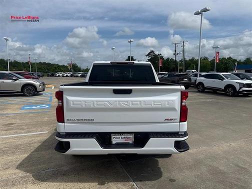 Summit White 2026 Chevrolet Silverado 1500 RST