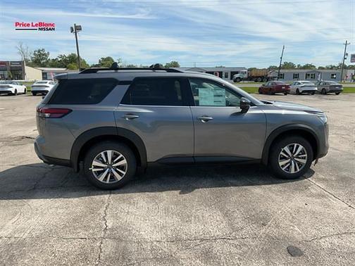 Gun Metallic 2026 Nissan Pathfinder SL