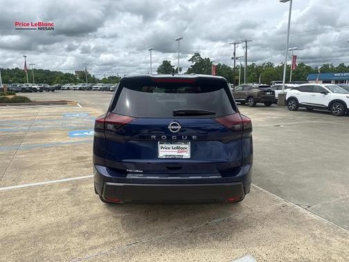 Deep Ocean Blue 2026 Nissan Rogue SV
