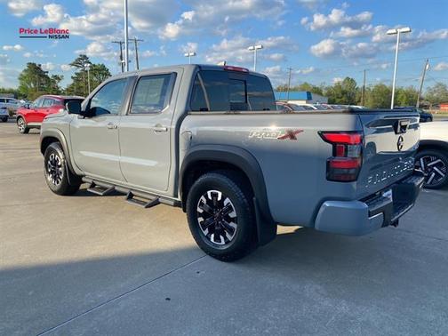 2023 Nissan Frontier PRO-X
