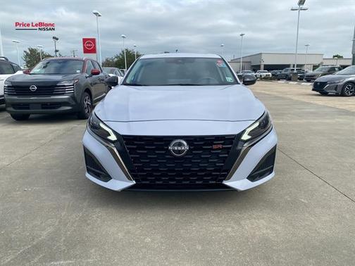 Gray Sky Pearl 2023 Nissan Altima 2.5 SR