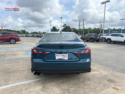 Ocean 2025 Toyota Camry SE