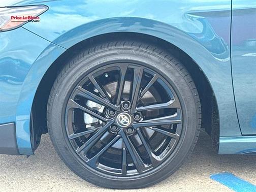 Ocean 2025 Toyota Camry SE