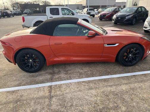 2014 Jaguar F-TYPE Base