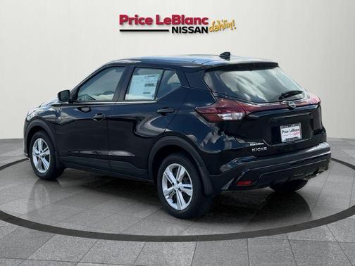 2025 Nissan Kicks Play S