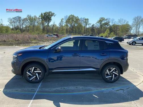 Deep Blue Pearl 2026 Nissan Kicks SV