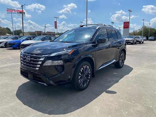 Super Black 2025 Nissan Rogue Platinum