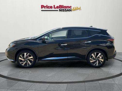 2022 Nissan Murano SL