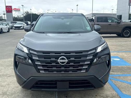 Gun Metallic 2026 Nissan Rogue SV