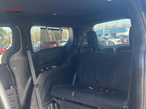 2019 Chrysler Pacifica Touring-L