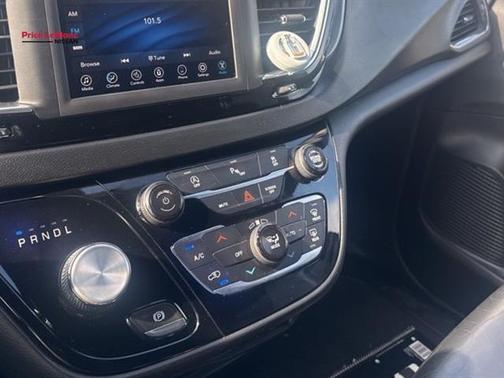 2019 Chrysler Pacifica Touring-L