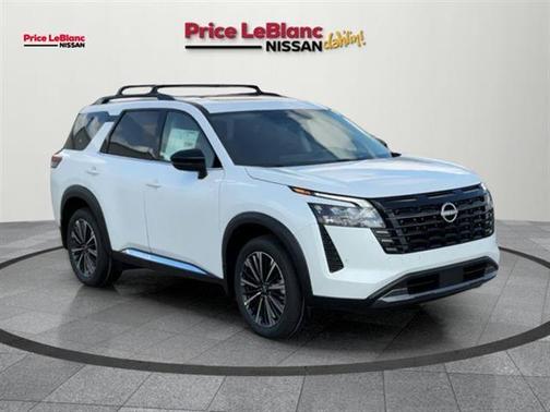 Everest White P 2026 Nissan Pathfinder Platinum