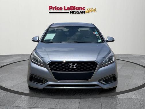 2016 Hyundai SONATA Hybrid SE