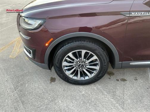 2020 Lincoln Nautilus Standard