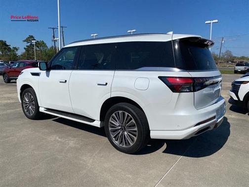 2025 INFINITI QX80 SENSORY