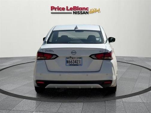 2024 Nissan Versa 1.6 SV