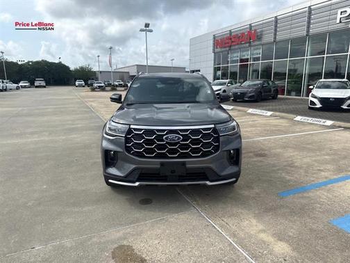 Carbonized Gray 2025 Ford Explorer Platinum