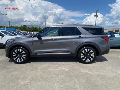 Carbonized Gray 2025 Ford Explorer Platinum