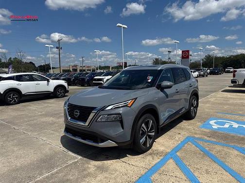 Boulder Gray Pearl 2023 Nissan Rogue Platinum