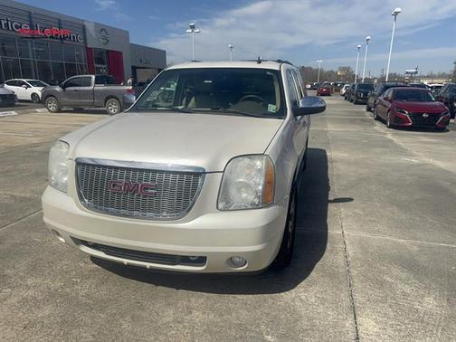 2010 GMC Yukon XL 1500 SLT
