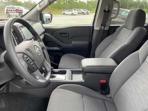 Gun Metallic 2024 Nissan Frontier S