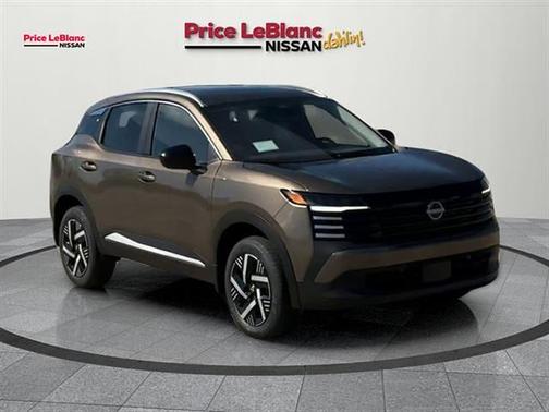 Canyon Bronze M 2026 Nissan Kicks SV