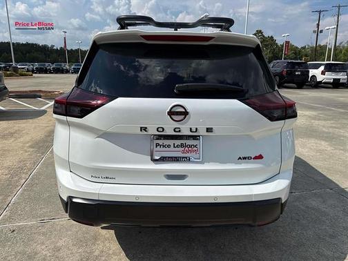 Pearl 2026 Nissan Rogue Rock Creek