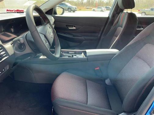 2t Blu Blk Roof 2026 Nissan Sentra SR