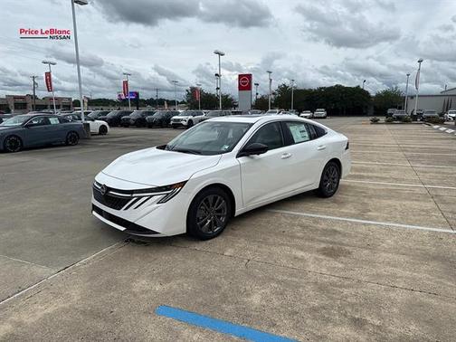 Aspen White 2026 Nissan Sentra SL